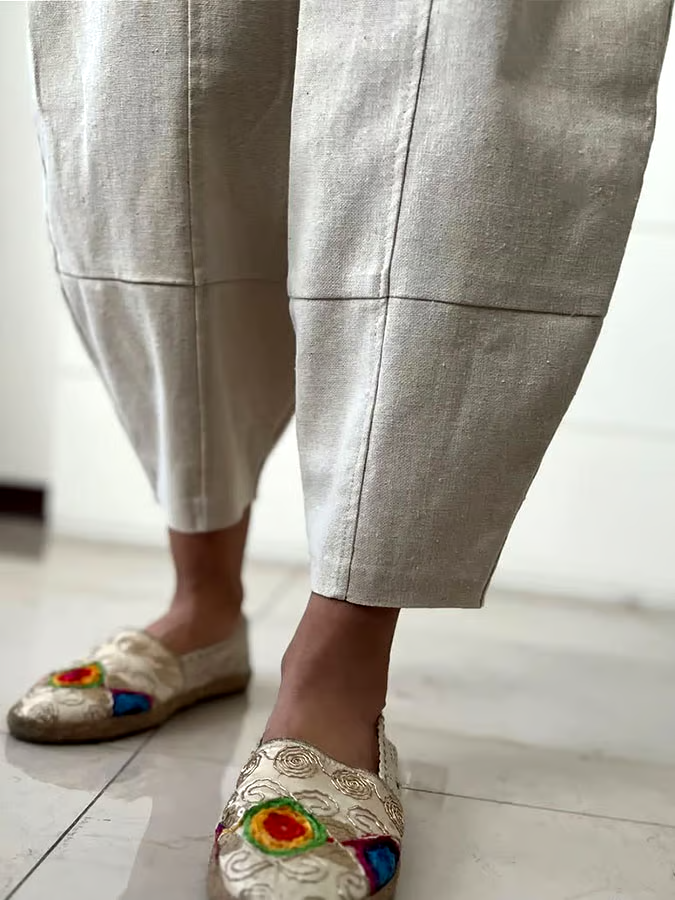 Women's Casual Solid Color Elastic Waist Cotton and Linen Trousers