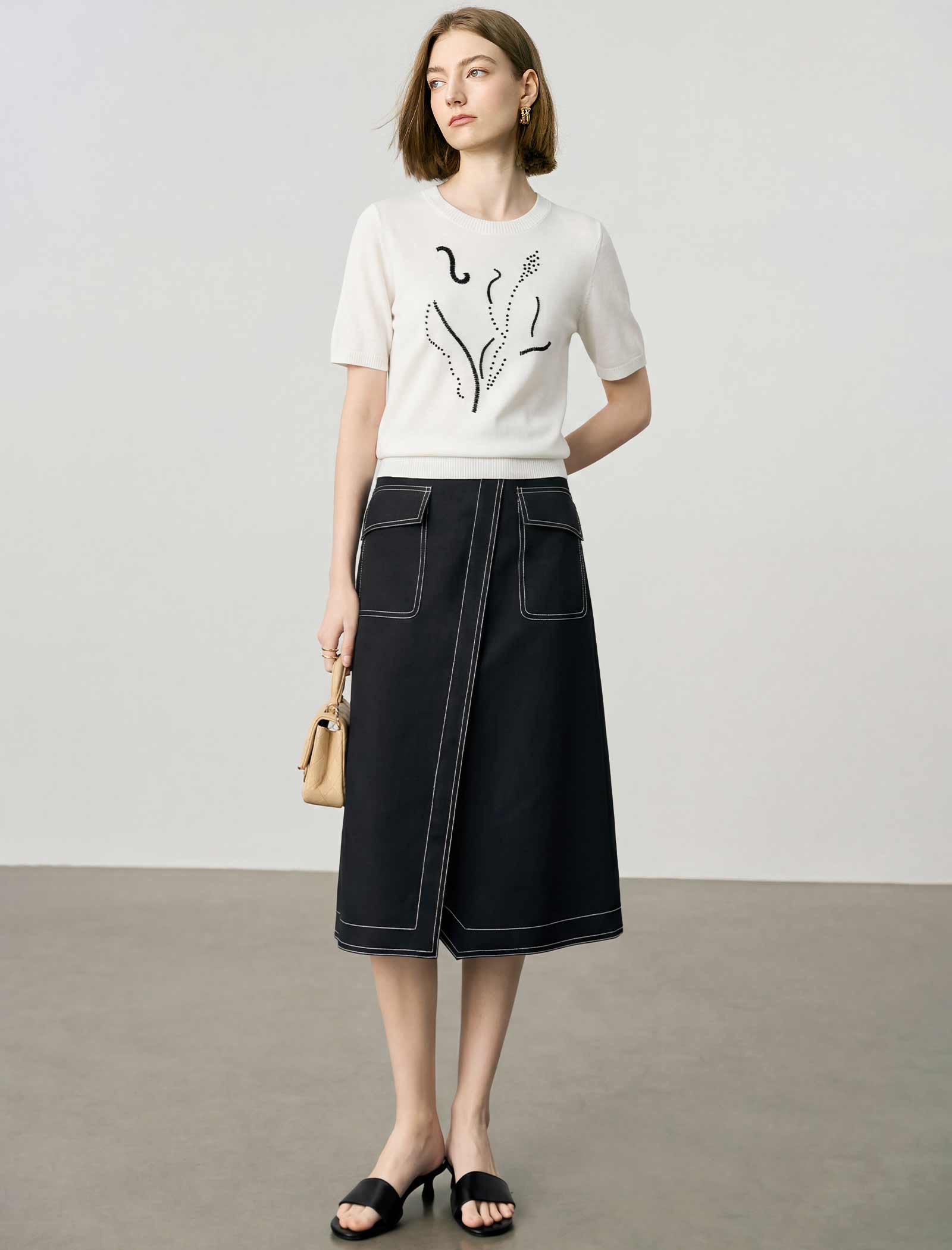 Abstract Floral Embroidered Knit Short Sleeve Top