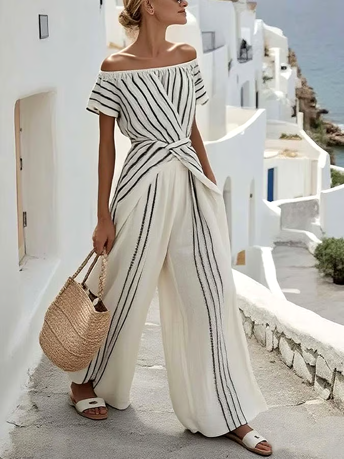 Women'S Casual Off-Shoulder Short-Sleeved Loose Striped Contrast Color Top And Trousers Two-Piece Set