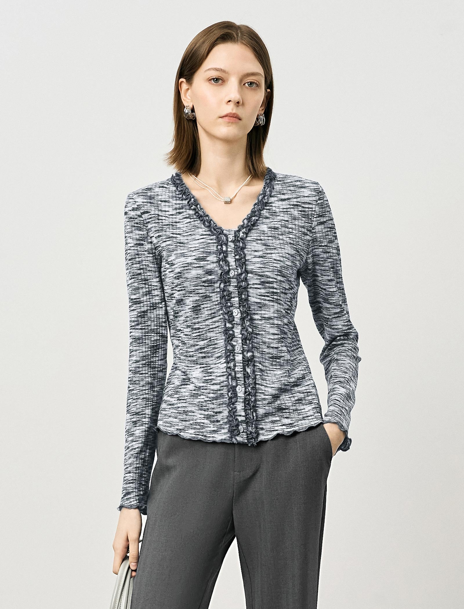 Gray V-Neck Slim Fit Long-Sleeve Knit Top